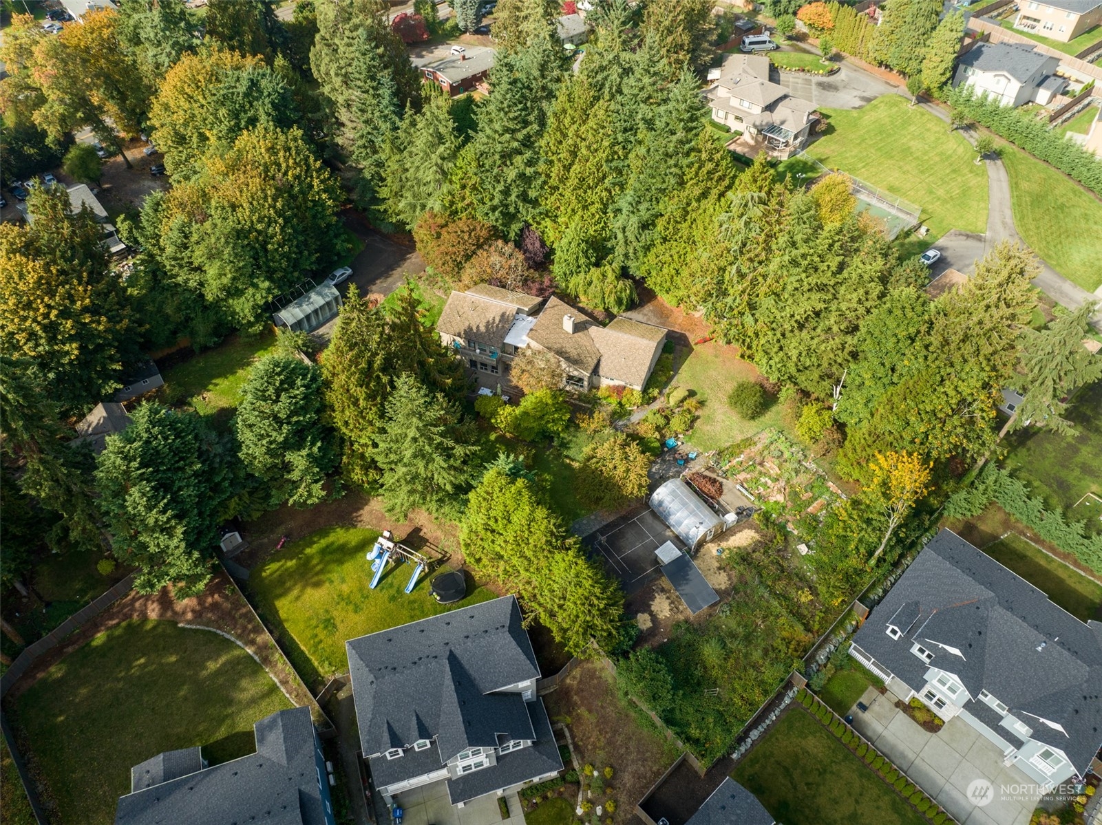 23813 Meridian Avenue South Bothell, WA 98021 - Photo 2 of 10 a view of a yard