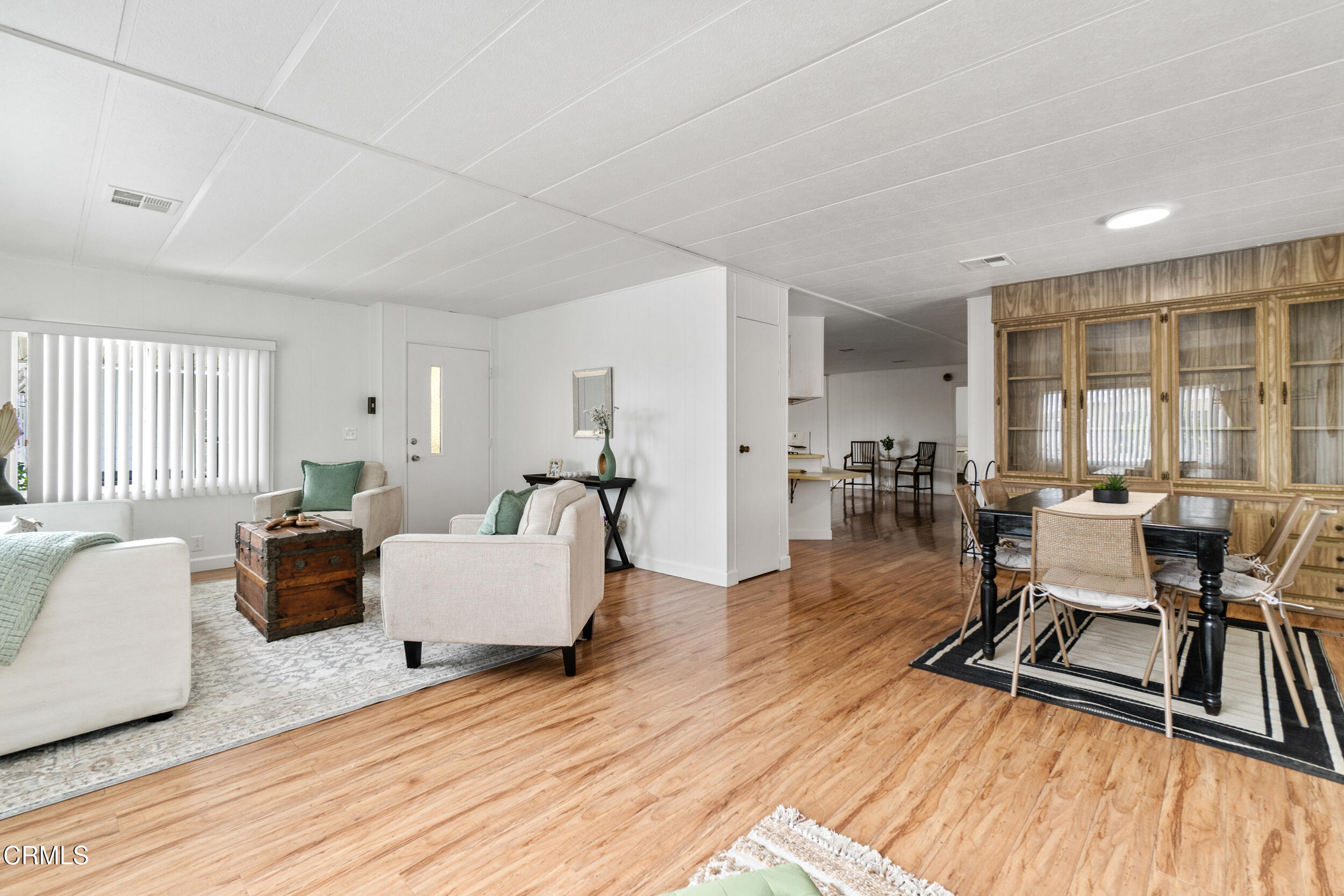 250 East Telegraph Road, Unit 40 Fillmore, CA 93015 - Photo 6 of 25 Living Space
