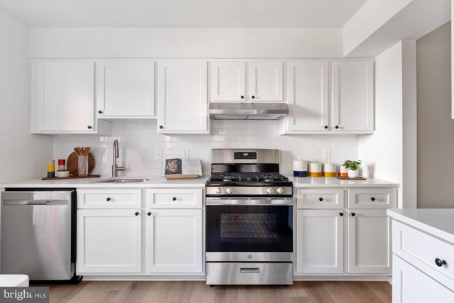 $700,000 | 7816 Wintercress Lane, Springfield, VA 22152