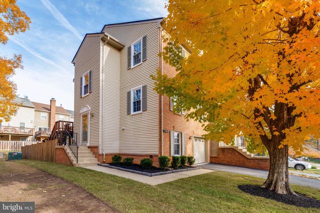 $700,000 | 7816 Wintercress Lane, Springfield, VA 22152