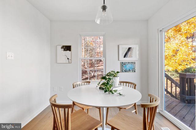 $700,000 | 7816 Wintercress Lane, Springfield, VA 22152