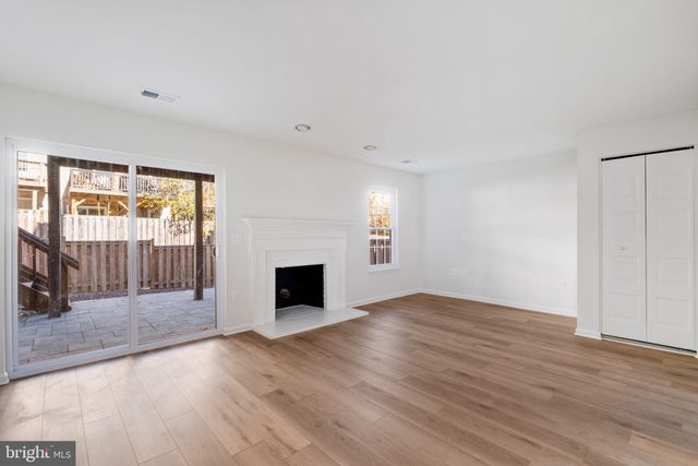 $700,000 | 7816 Wintercress Lane, Springfield, VA 22152