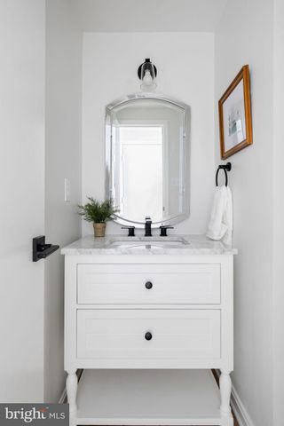 $700,000 | 7816 Wintercress Lane, Springfield, VA 22152