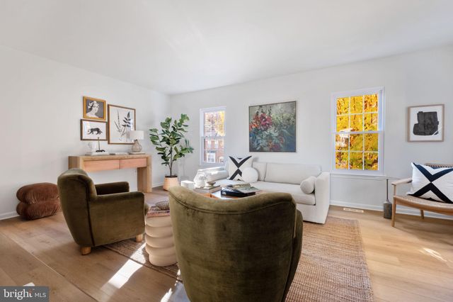 $700,000 | 7816 Wintercress Lane, Springfield, VA 22152