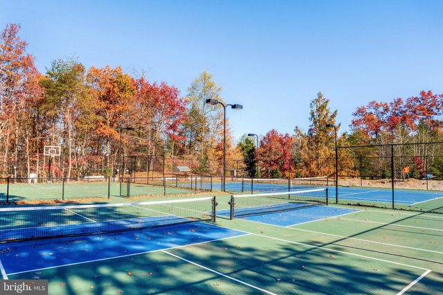 $700,000 | 7816 Wintercress Lane, Springfield, VA 22152