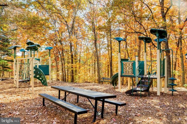 $700,000 | 7816 Wintercress Lane, Springfield, VA 22152