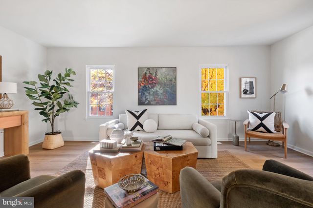 $700,000 | 7816 Wintercress Lane, Springfield, VA 22152