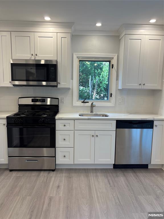 19 Bryant Street Paramus, NJ 07652 - Photo 3 of 19