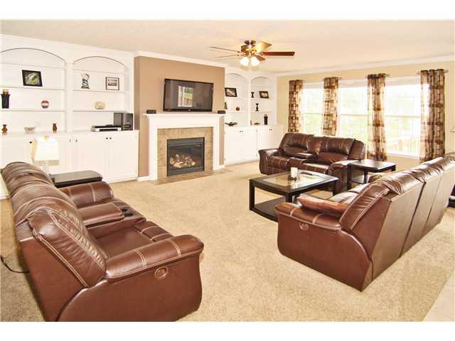 11410 Romeo Place Fishers, IN 46040 - Photo 5 of 24 Gallery Image 5