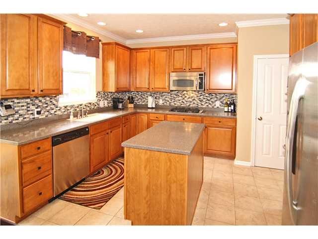 11410 Romeo Place Fishers, IN 46040 - Photo 9 of 24 Gallery Image 9