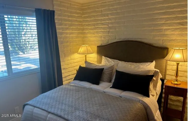 $2,260 | 5518 East Lindstrom Lane, Unit A8, Mesa, AZ 85215