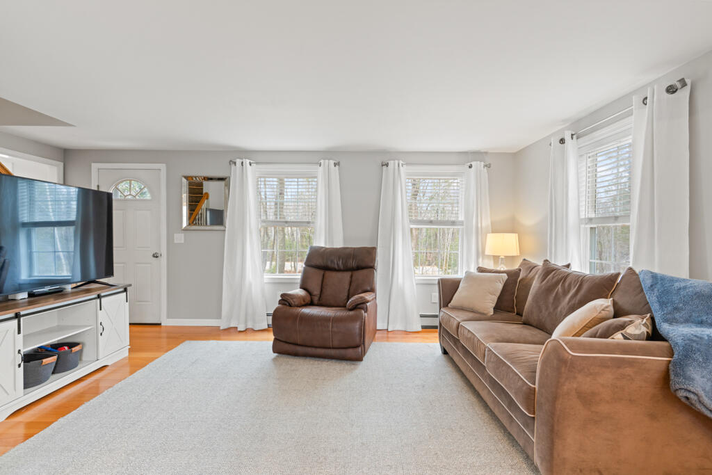 21 South Ridge Drive Standish, ME 04084 - Photo 16 of 65 DSC01523