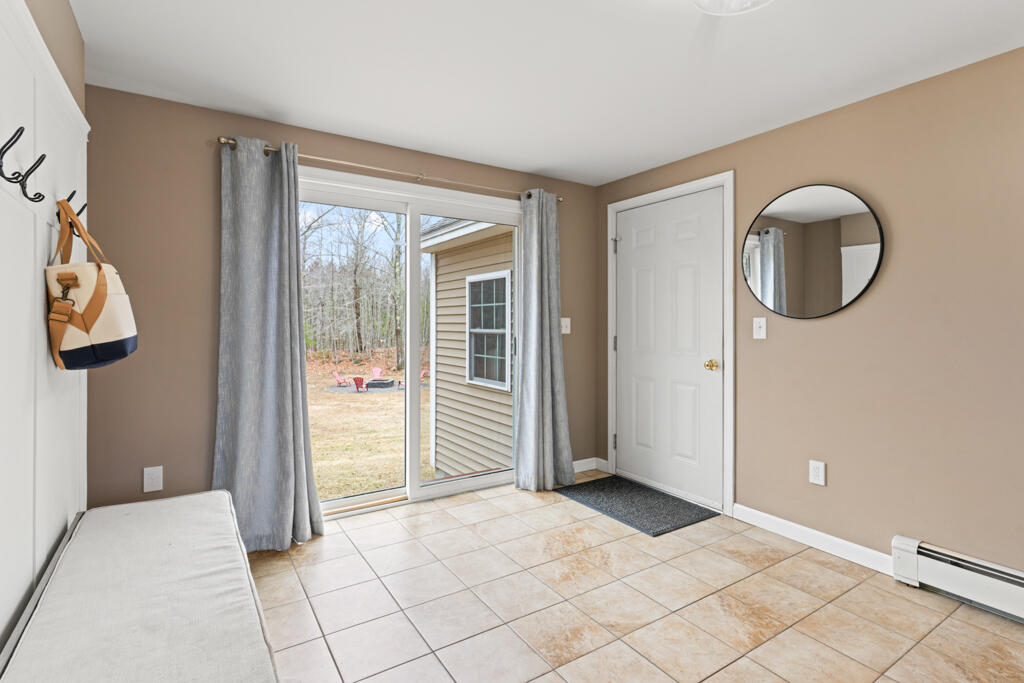 21 South Ridge Drive Standish, ME 04084 - Photo 6 of 65 DSC01450