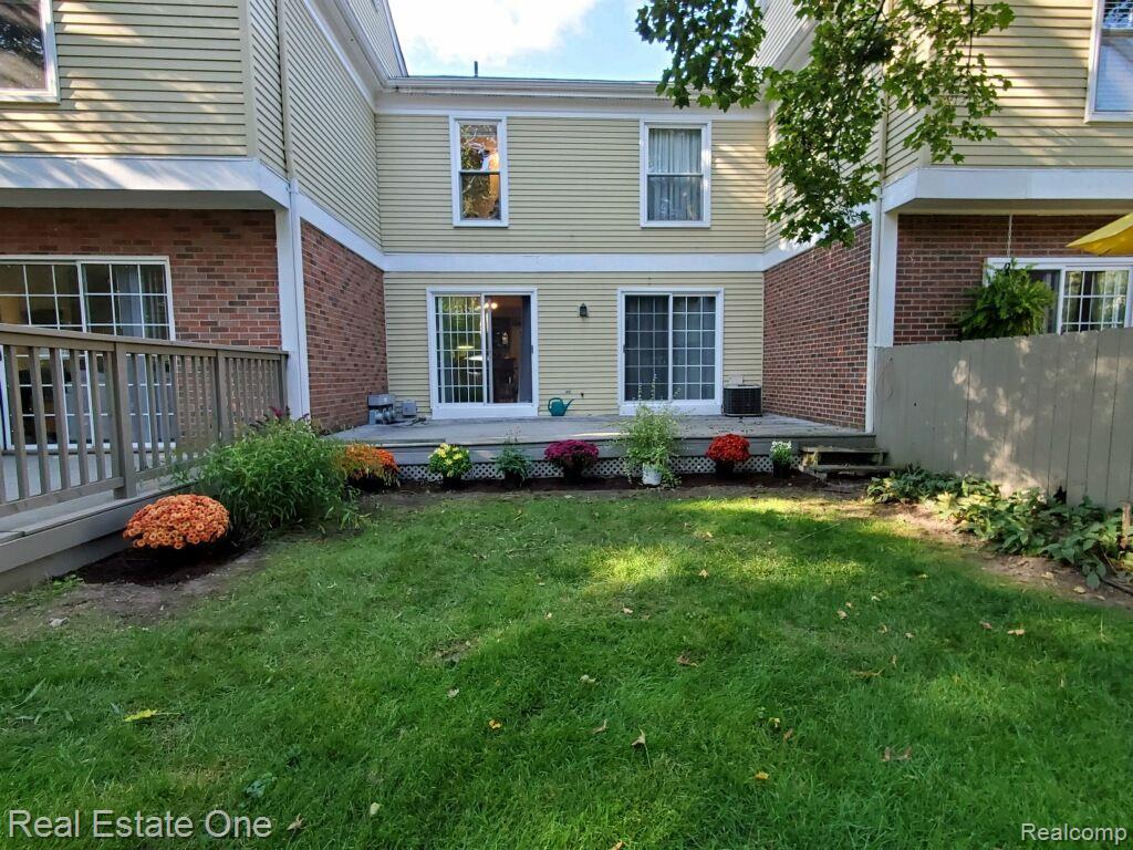 1245 Candlestick Lane, Unit 113 Rochester Hills, MI 48306 - Photo 49 of 74 Gallery Image 49