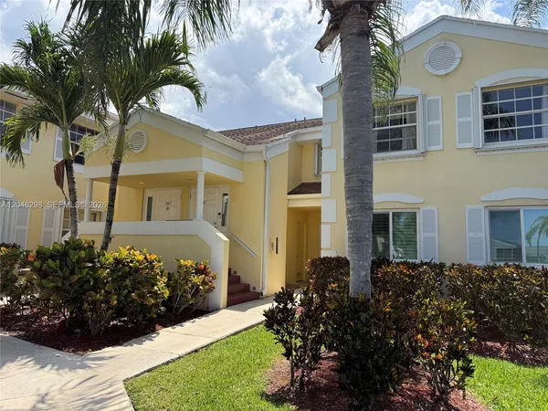 $2,100 | 2512 Southeast 19th Place, Unit 206A, Homestead, FL 33035