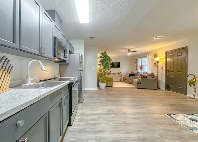 $475,000 | 1550 Kay Avenue, Unit 3, Tallahassee, FL 32301