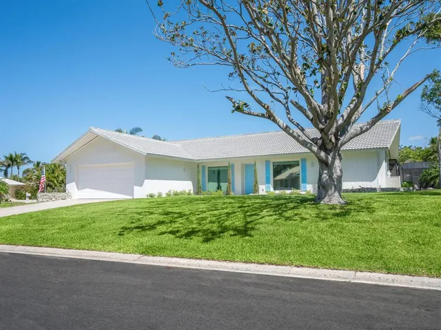 $936,000 | 172 Sea Anchor Drive, Osprey, FL 34229