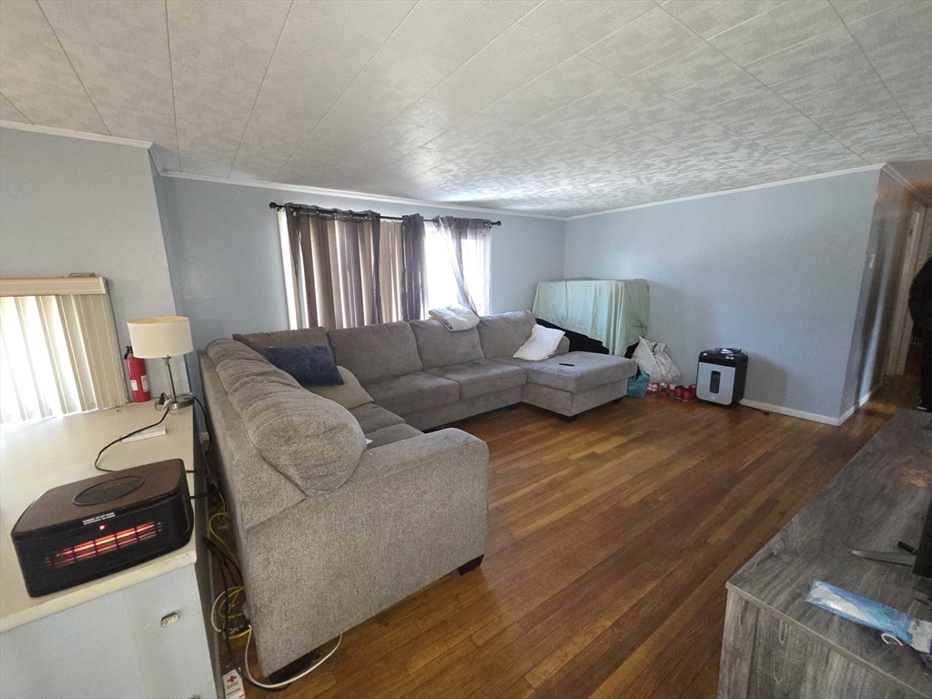 1 Belnap Road Boston, MA 02136 - Photo 6 of 16