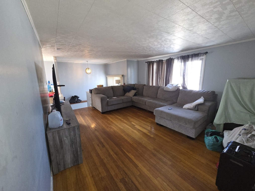 1 Belnap Road Boston, MA 02136 - Photo 7 of 16