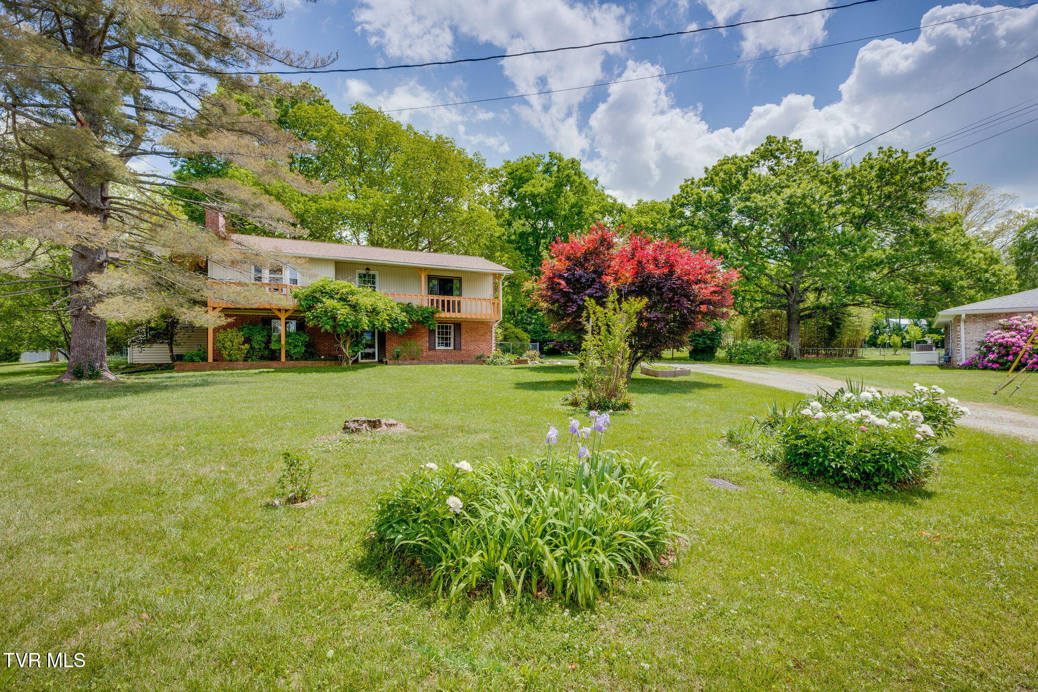 824 Balsam Circle Erwin, TN 37650 - Photo 1 of 36 001