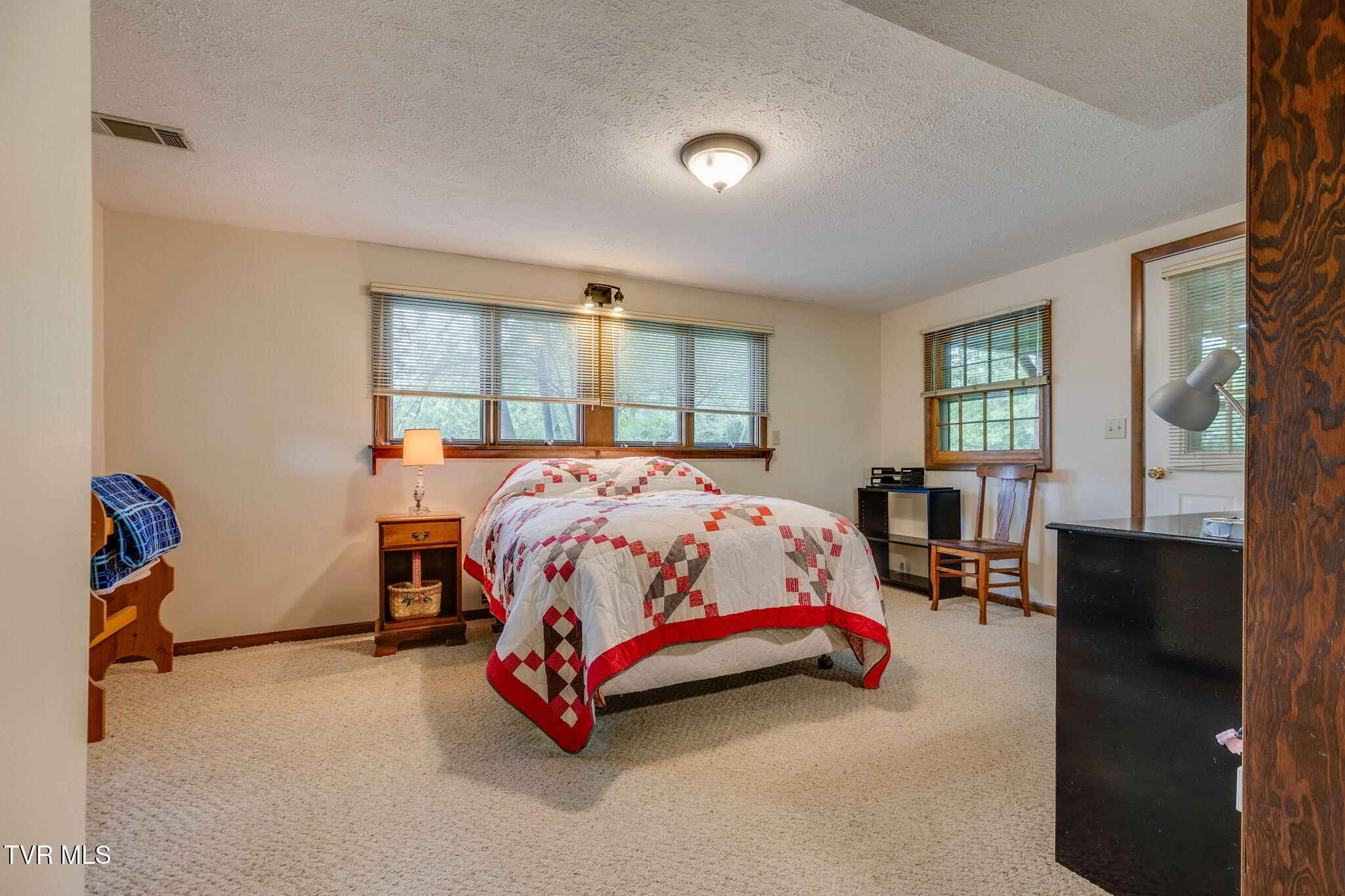 824 Balsam Circle Erwin, TN 37650 - Photo 27 of 36 027