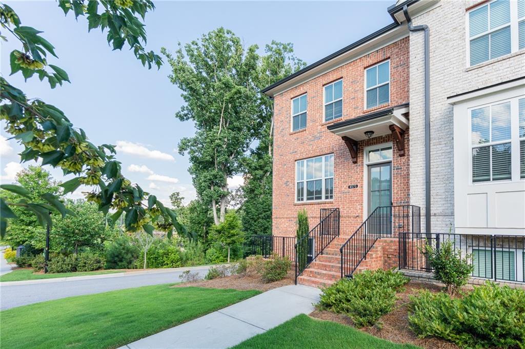 4570 Sims Park Suwanee, GA 30024 - Photo 37 of 41