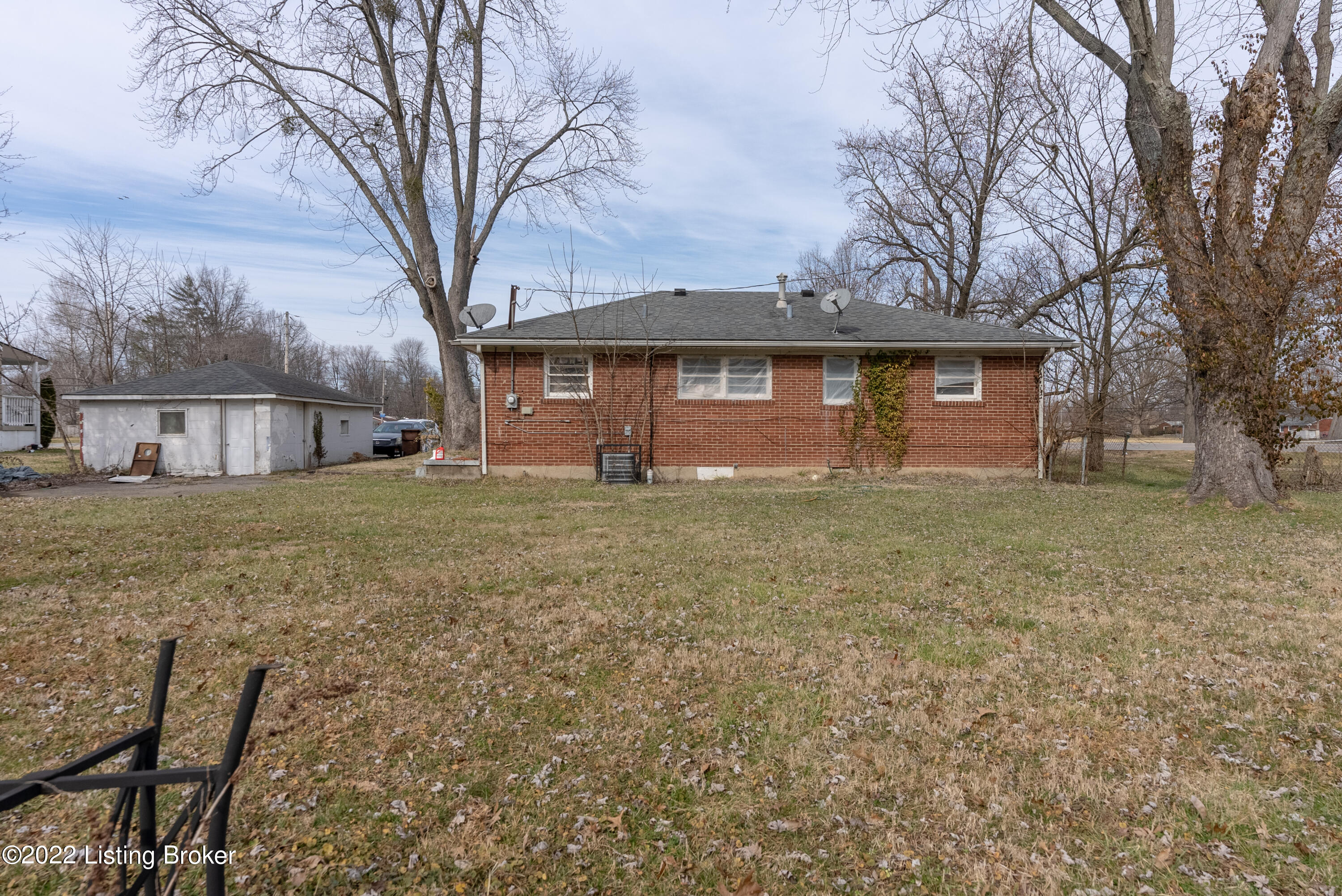 1646 Rangeland Road Louisville, KY 40219 - Photo 16 of 17 Rangeland-15