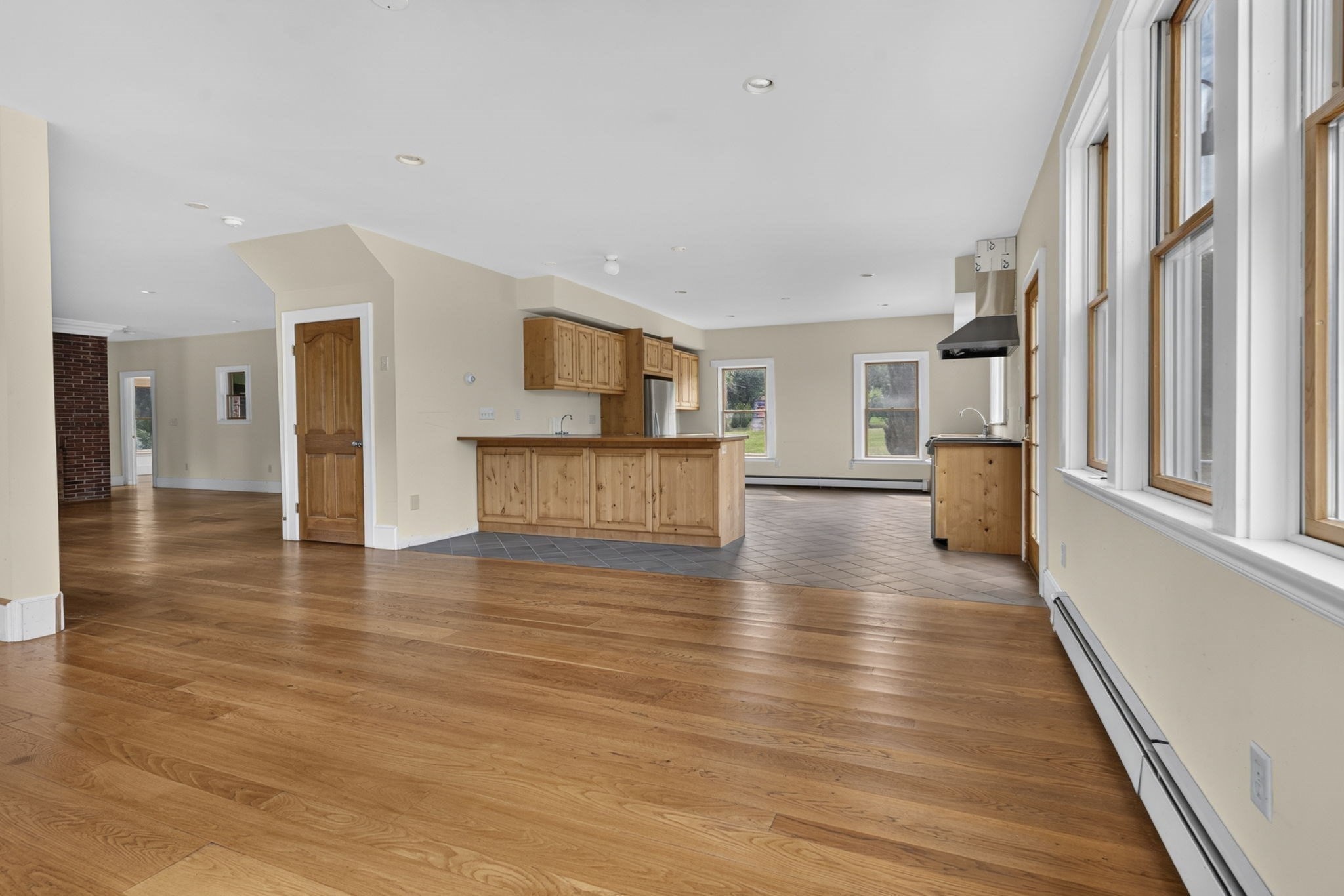 304 High Road Newbury, MA 01951 - Photo 9 of 40 Gallery Image 9