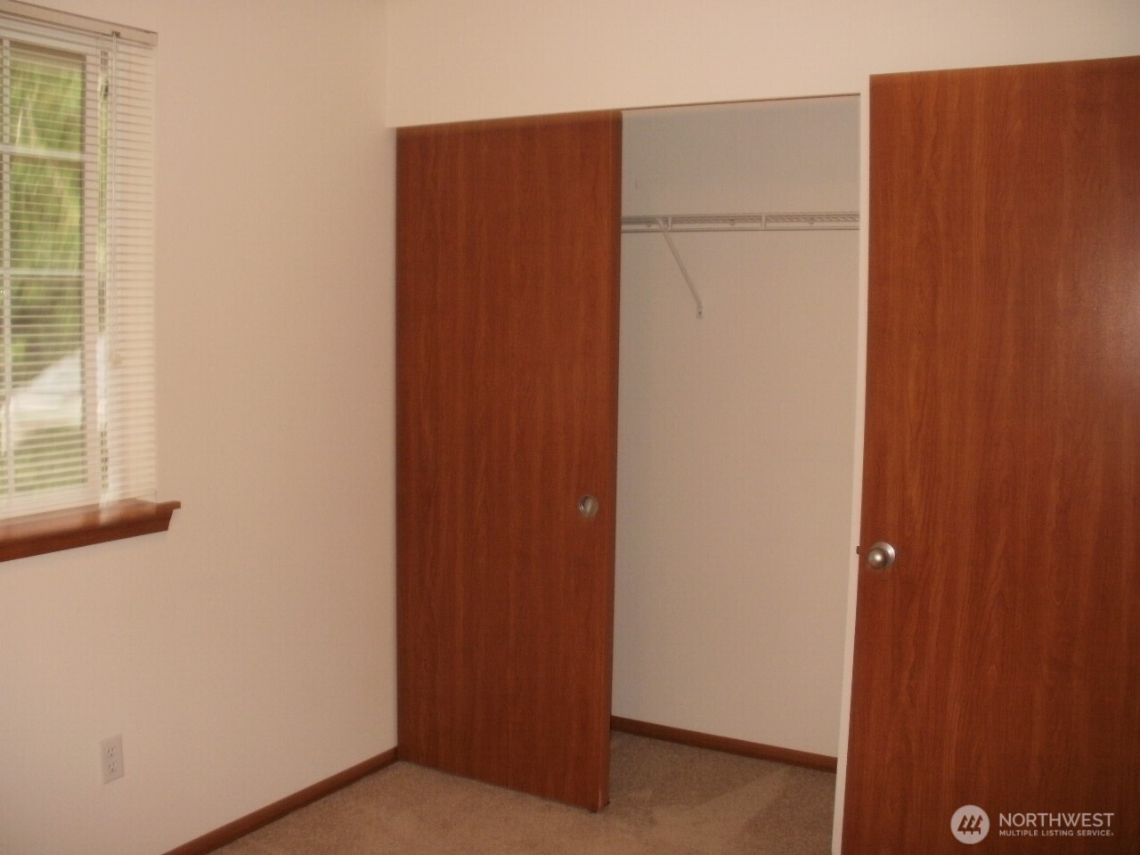7229 Vandermark Road East Bonney Lake, WA 98391 - Photo 12 of 19