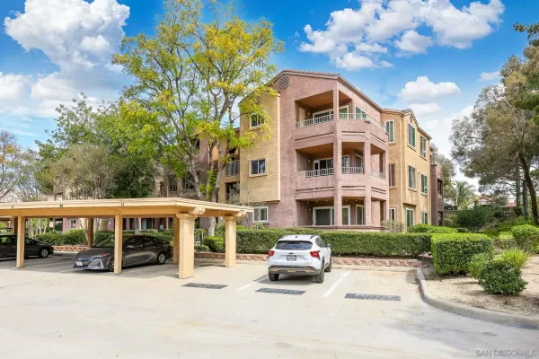 $340,000 | 2275 Del Mar Way, Unit 306, Corona, CA 92882