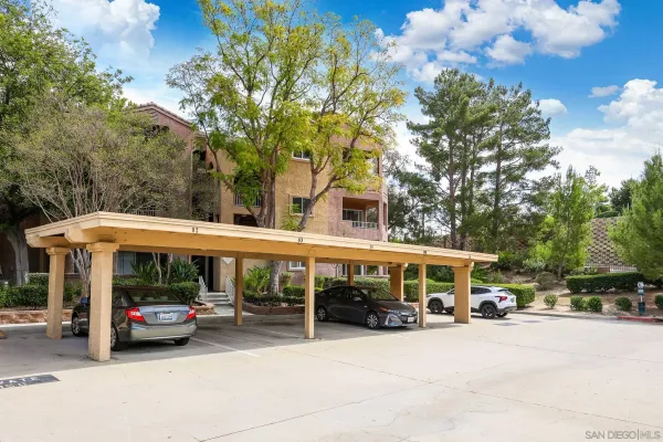 $340,000 | 2275 Del Mar Way, Unit 306, Corona, CA 92882