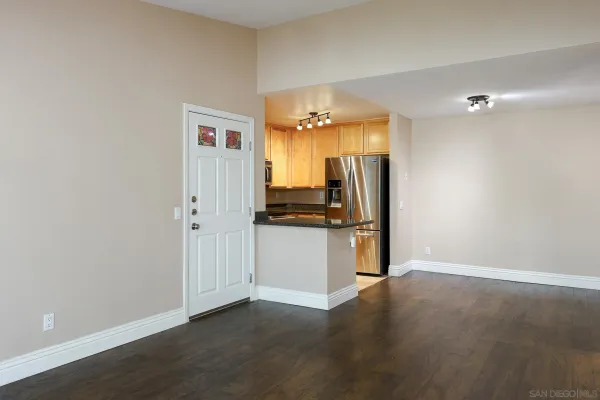 $340,000 | 2275 Del Mar Way, Unit 306, Corona, CA 92882