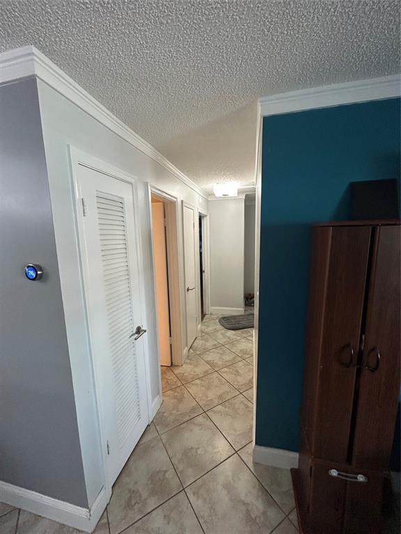 9548 Richmond Circle Boca Raton, FL 33434 - Photo 26 of 38 a view of entryway with hallway