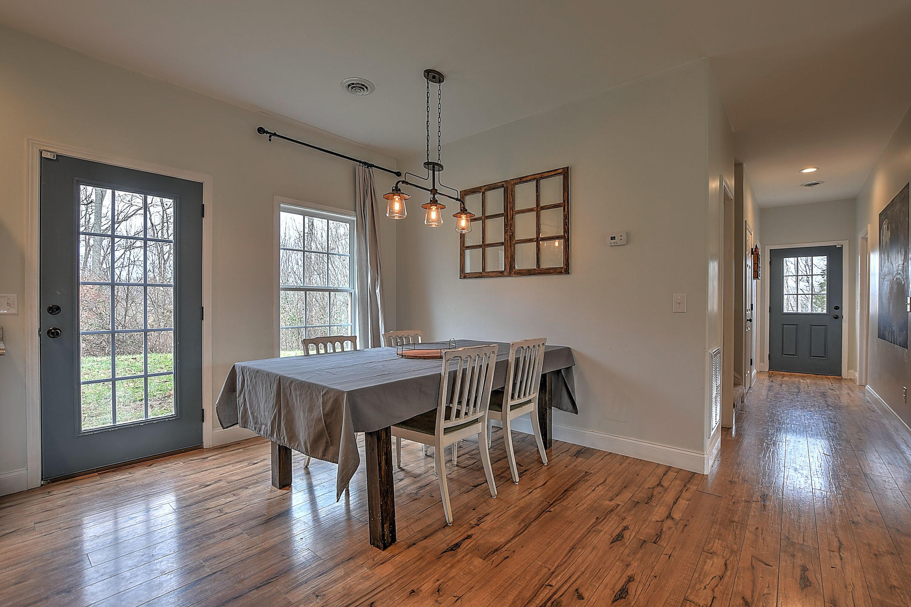 385 Poplar Ridge Road Piney Flats, TN 37686 - Photo 8 of 46 285 Poplar Ridge-21