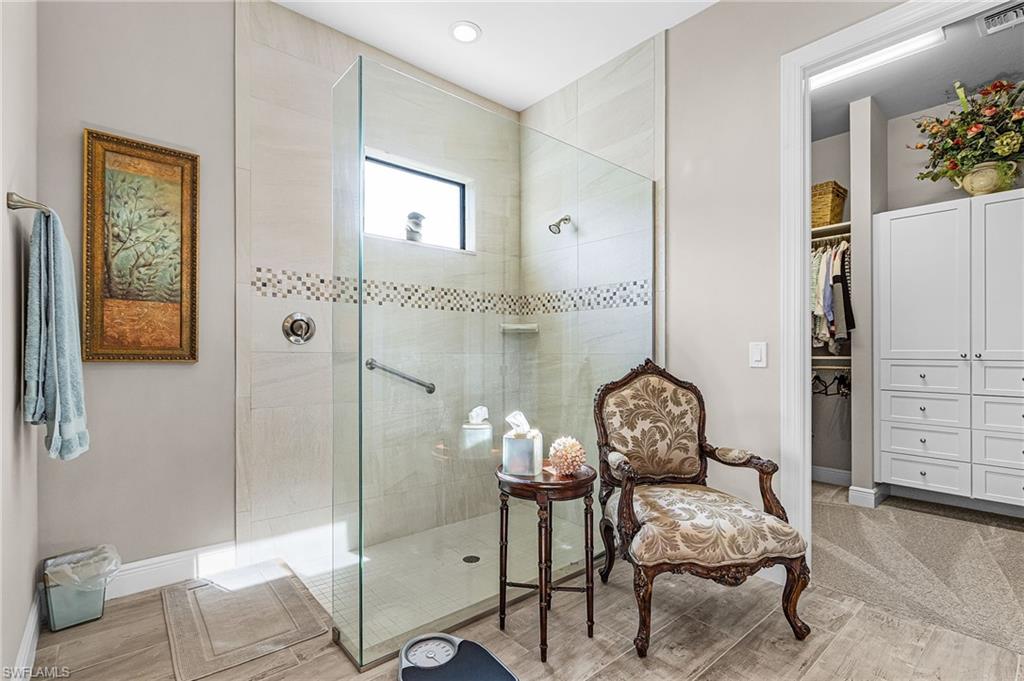 1434 Redona Way Naples, FL 34113 - Photo 19 of 47