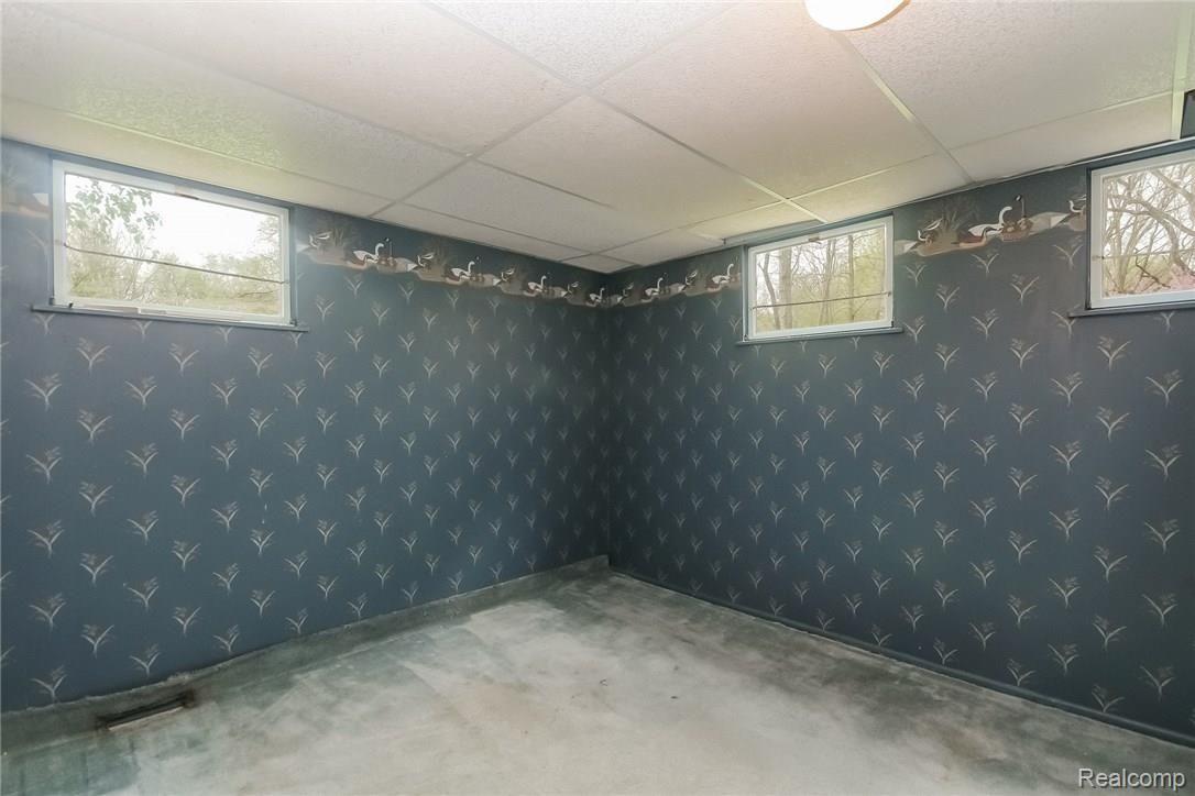 5650 Warren Road Ann Arbor, MI 48105 - Photo 53 of 70 054-Bedroom-2737533-medium.jpg