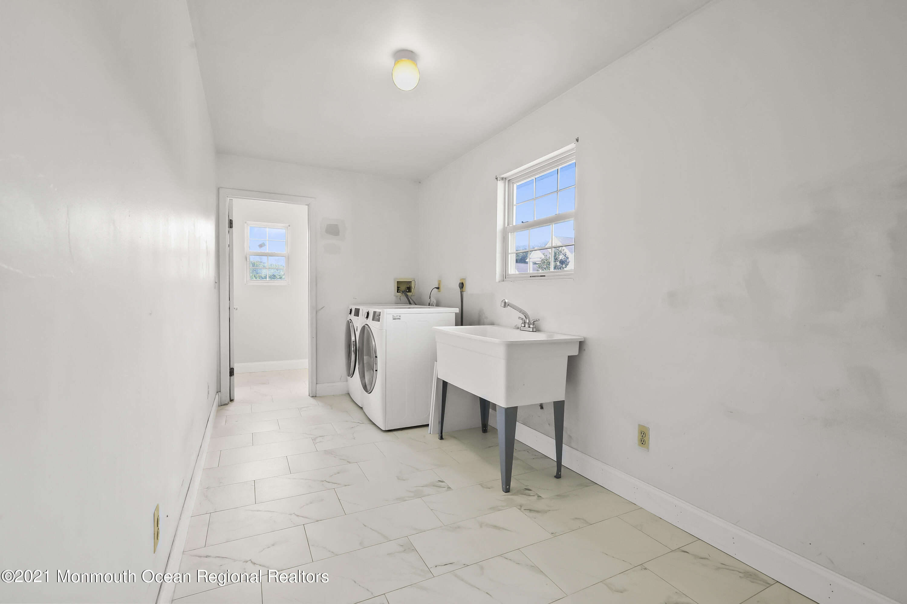 760 Farmingdale Road Jackson, NJ 08527 - Photo 14 of 29 laundry room