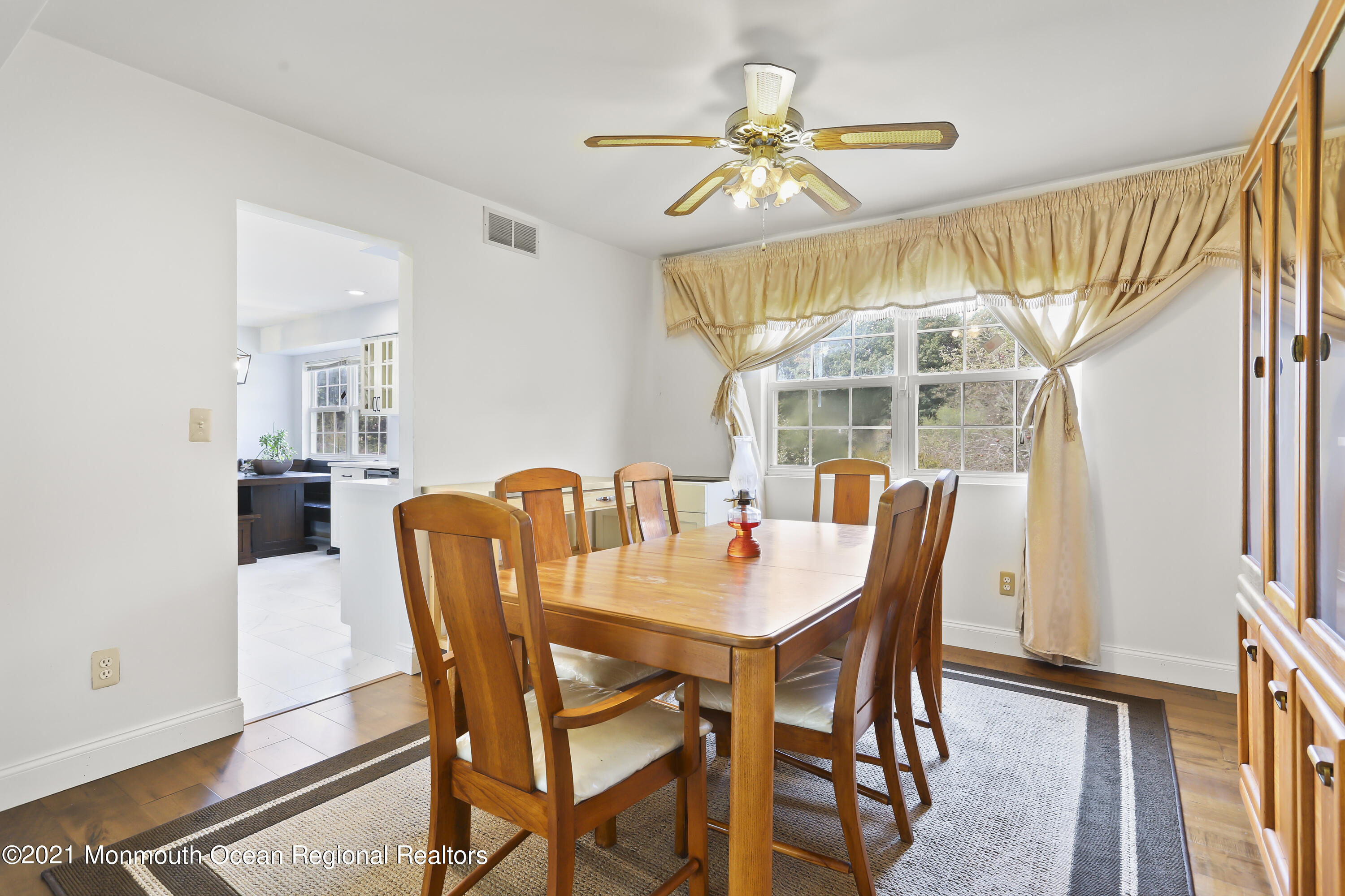 760 Farmingdale Road Jackson, NJ 08527 - Photo 7 of 29 dining room