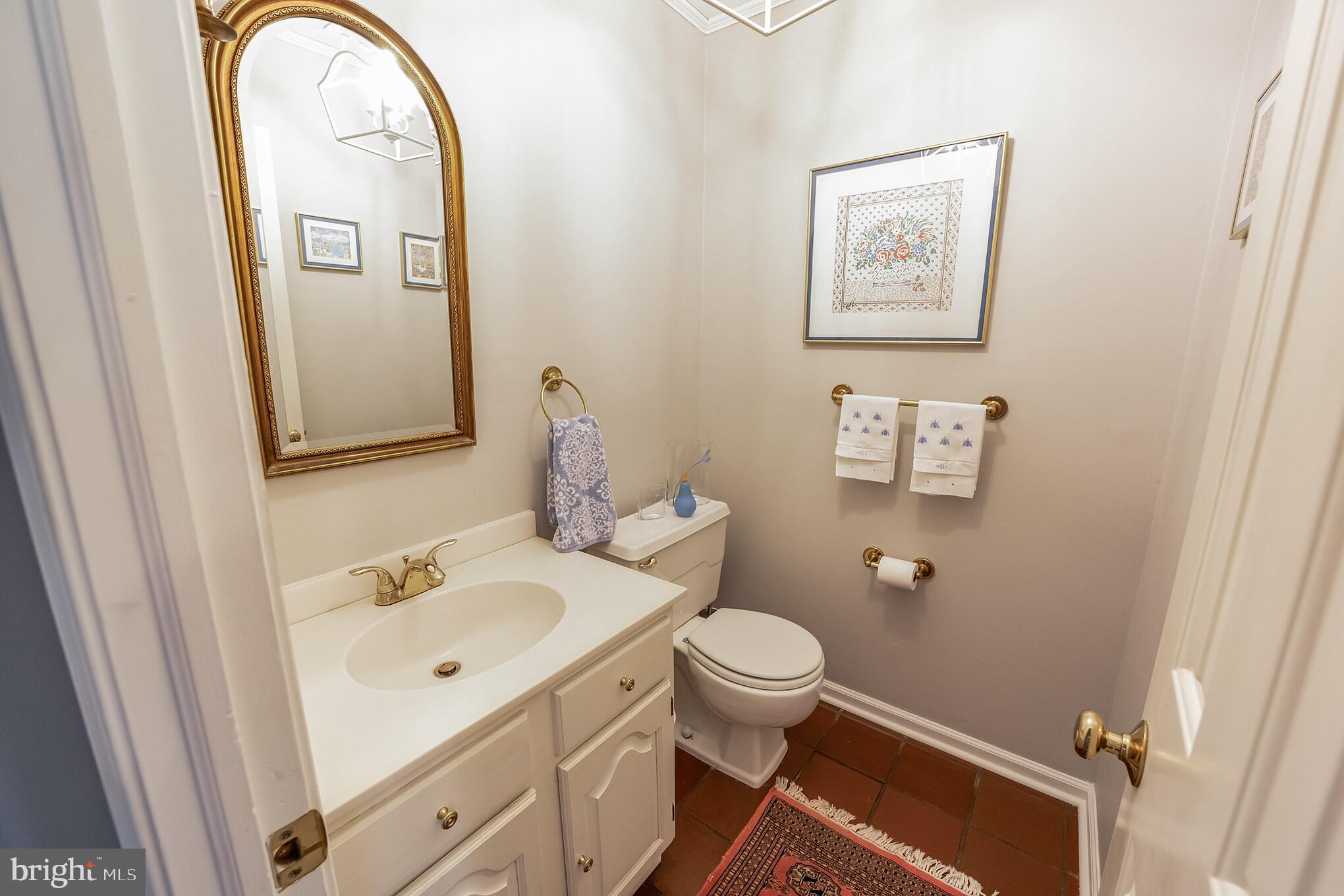 709 Malin Road Newtown Square, PA 19073 - Photo 22 of 37 Powder Room
