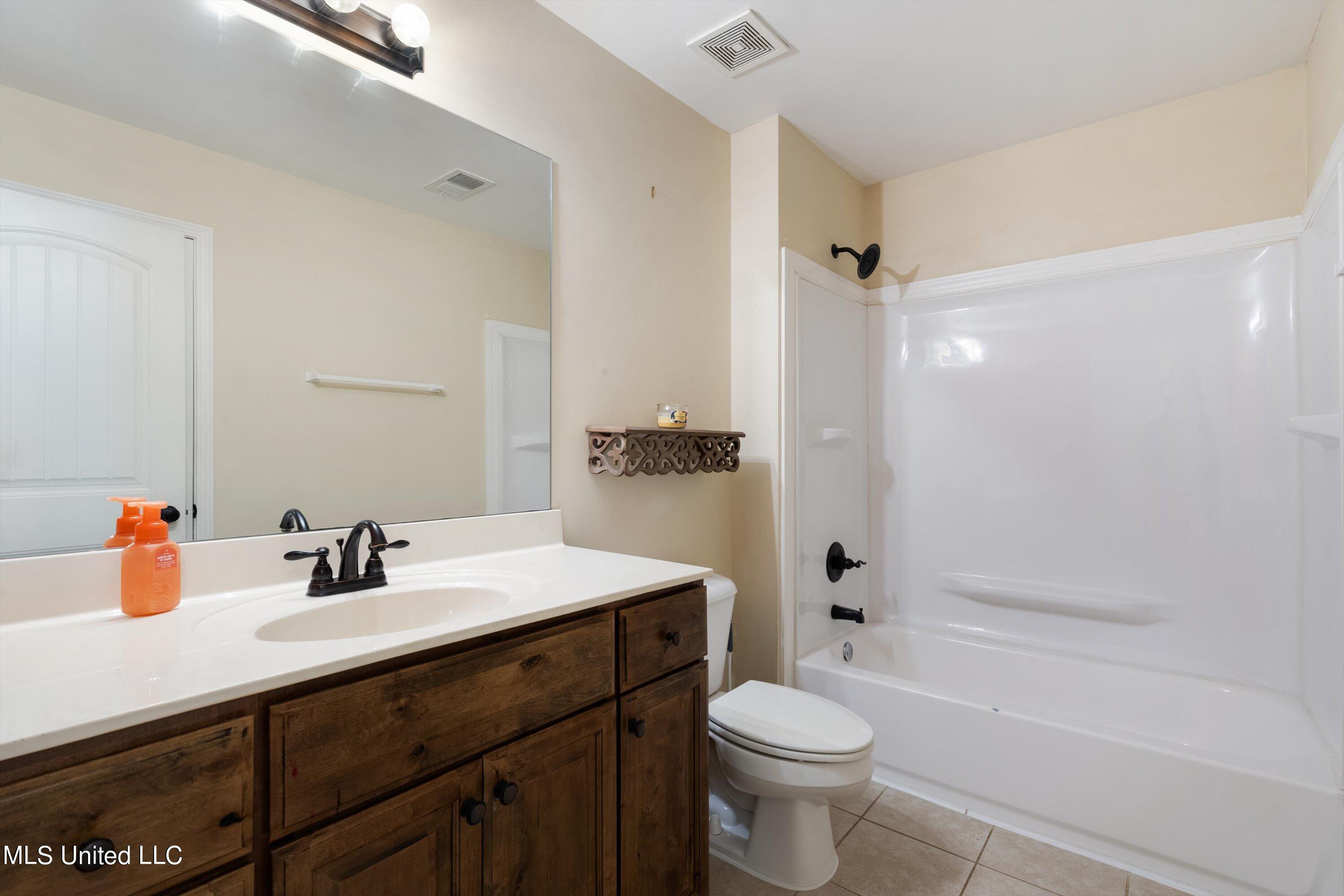 135 Kathleen Road Byhalia, MS 38611 - Photo 16 of 34 16-DSC2499