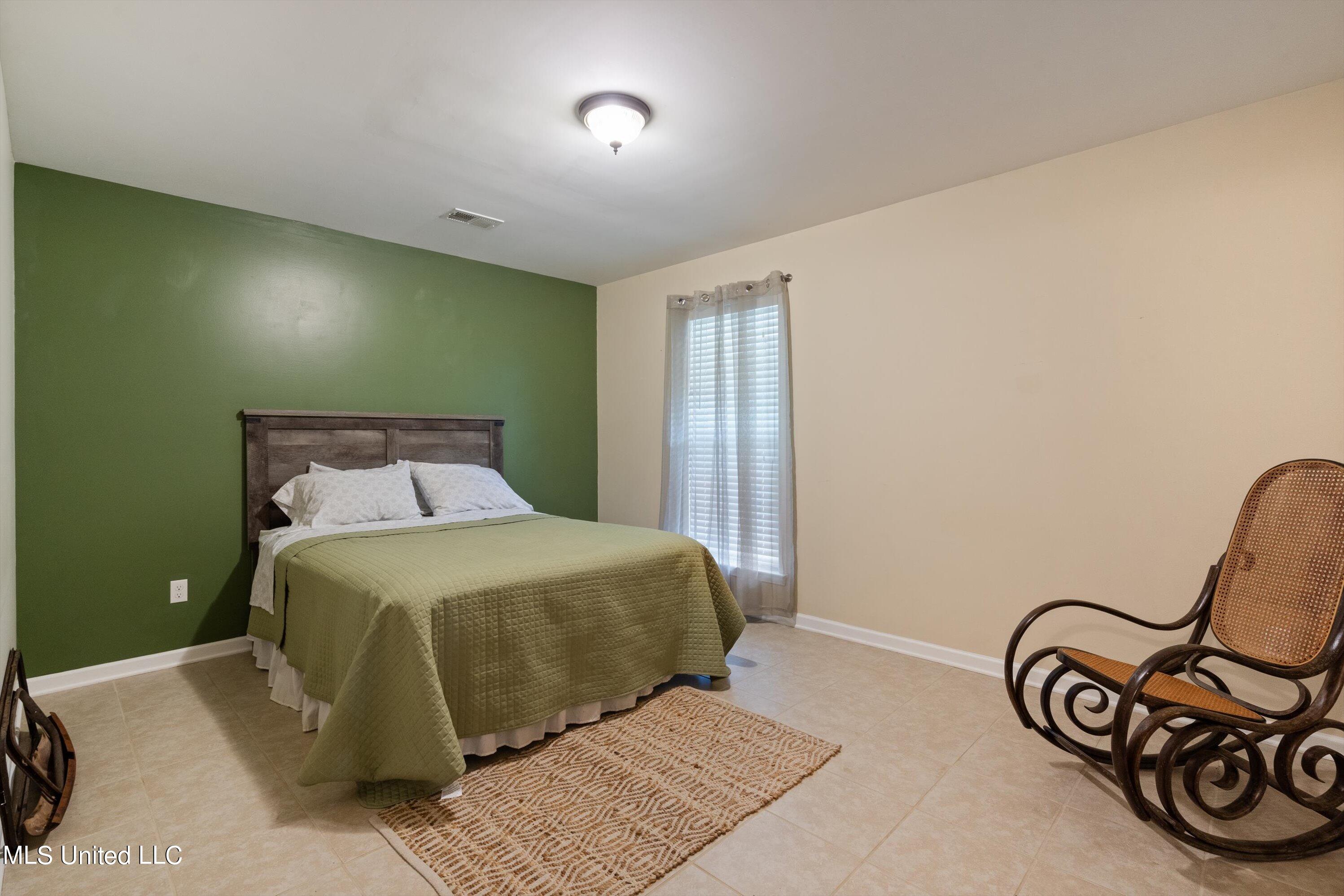 135 Kathleen Road Byhalia, MS 38611 - Photo 17 of 34 17-DSC2503
