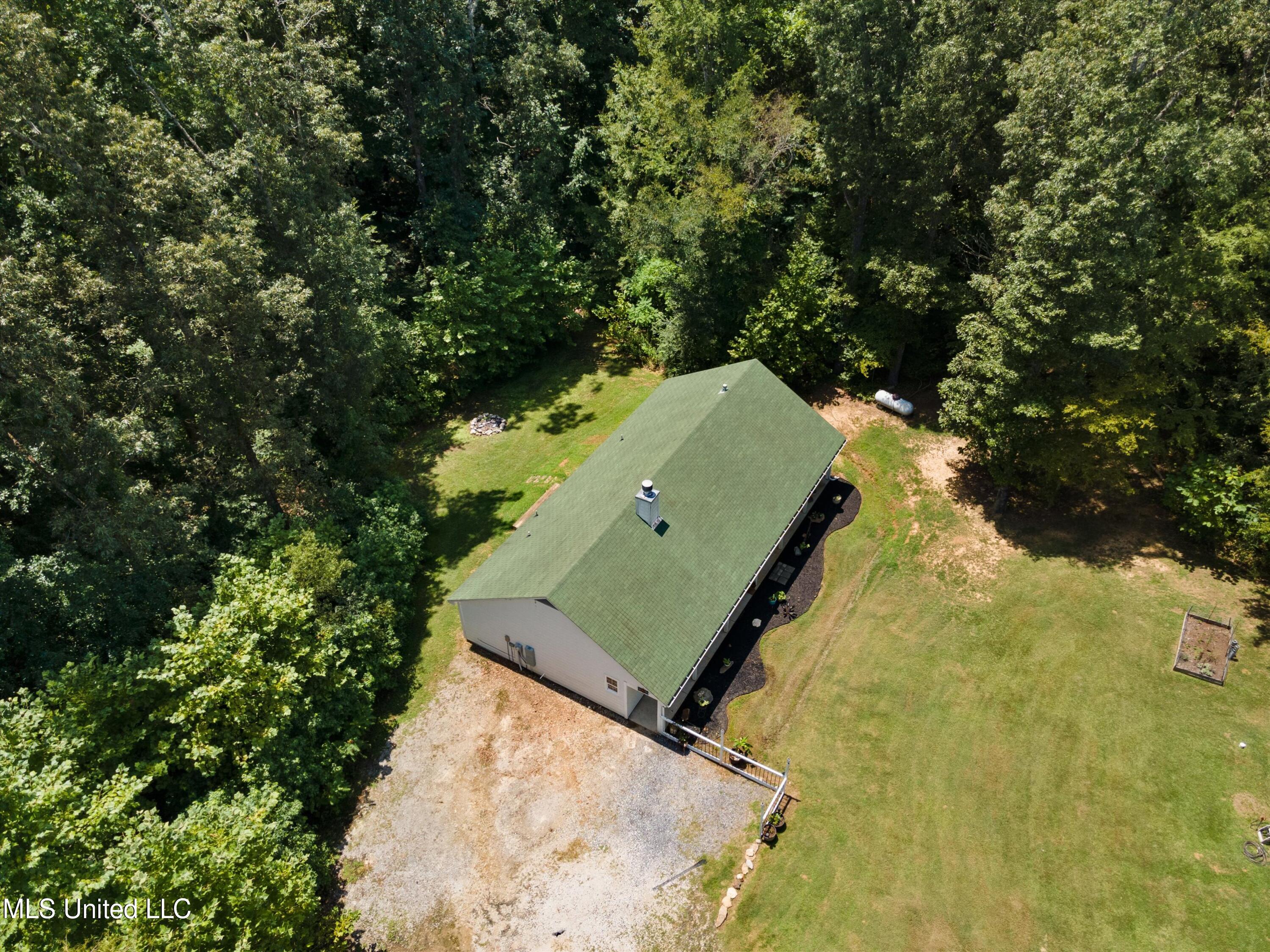 135 Kathleen Road Byhalia, MS 38611 - Photo 28 of 34 28-DJI_0007