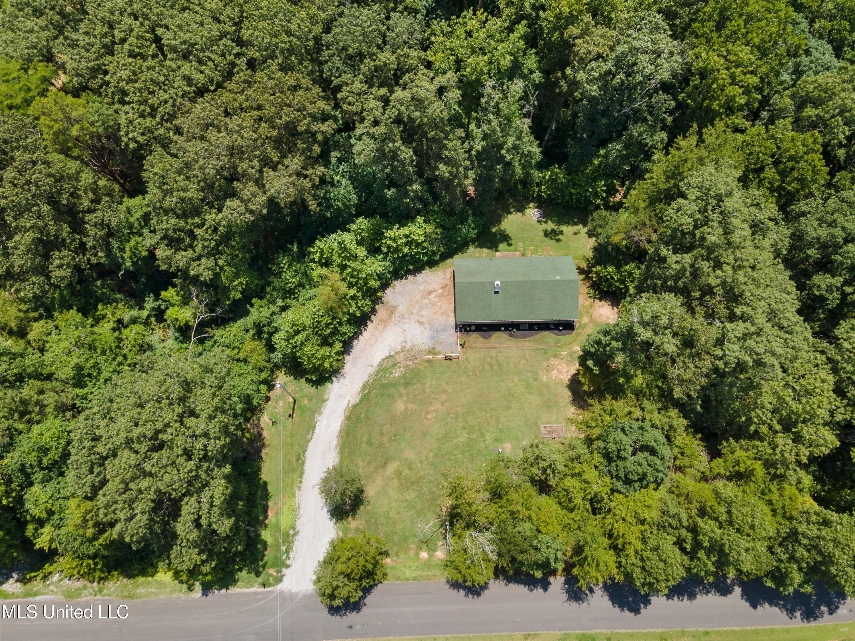 135 Kathleen Road Byhalia, MS 38611 - Photo 30 of 34 30-DJI_0017