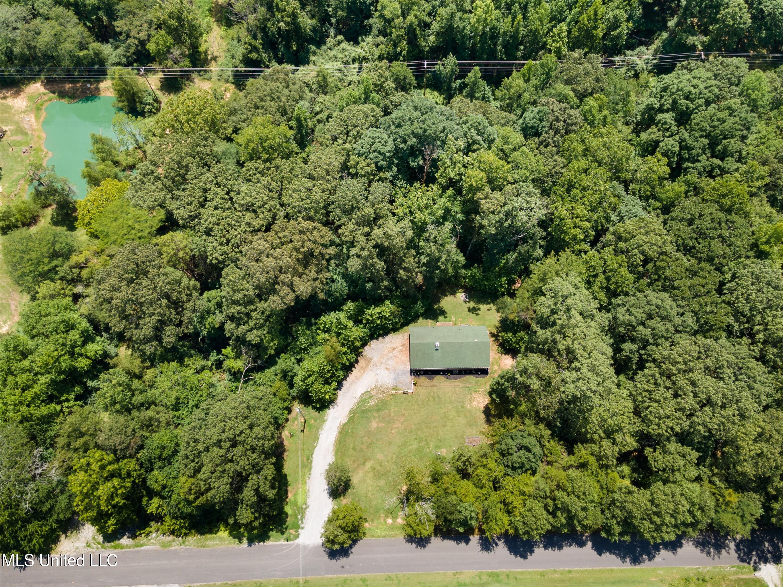 135 Kathleen Road Byhalia, MS 38611 - Photo 31 of 34 31-DJI_0021