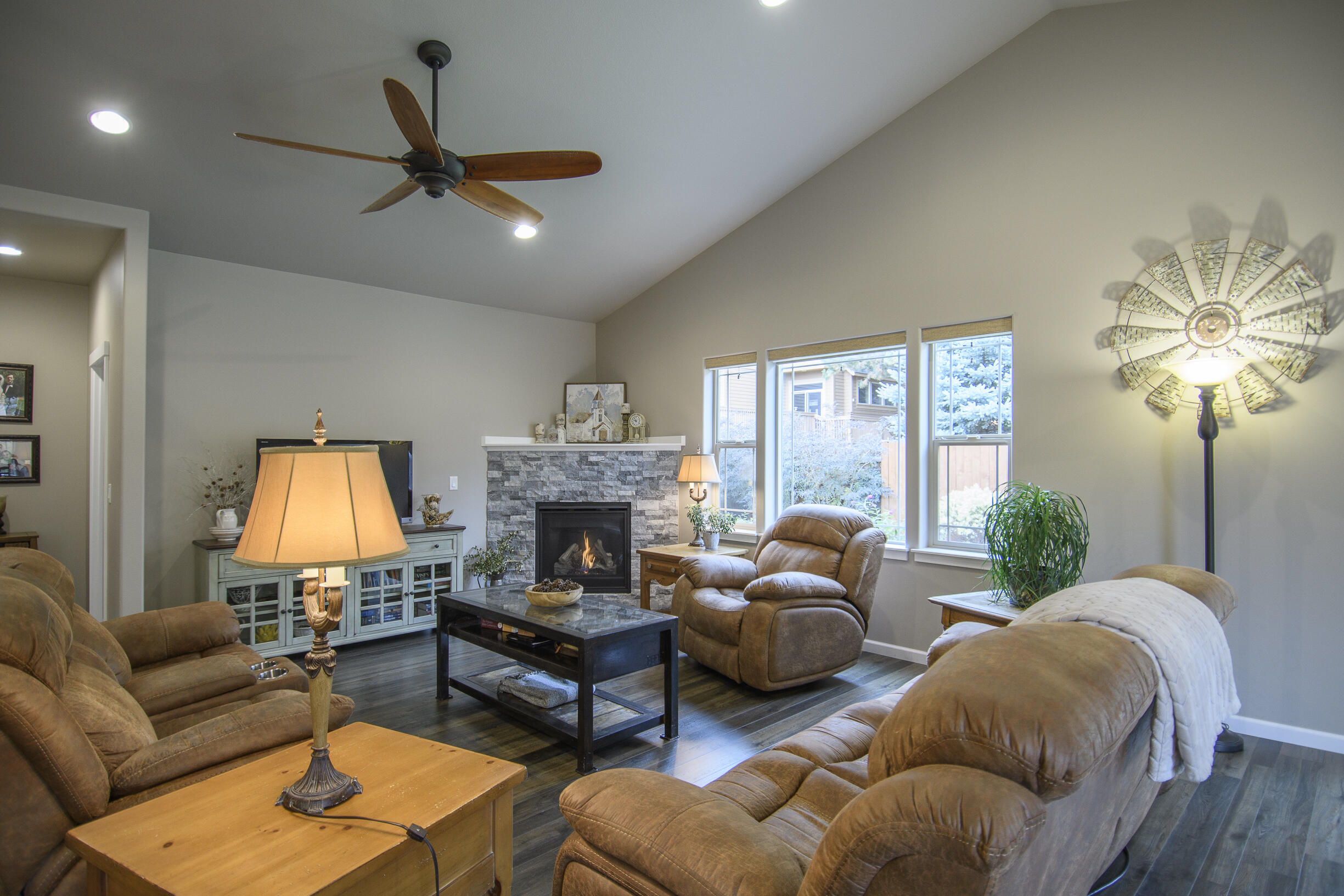 2745 Southwest 32nd Street Redmond, OR 97756 - Photo 20 of 28 Stone fireplace surround in Great Room