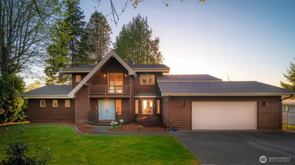 $1,275,000 | 31823 South Bridge Way Northeast, Poulsbo, WA 98370