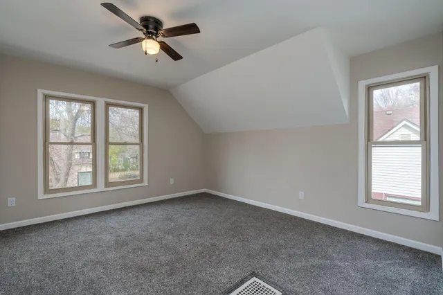 $299,900 | 212 North Murphy Street, Lake Crystal, MN 56055