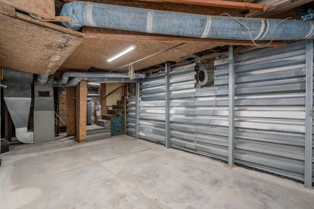 $299,900 | 212 North Murphy Street, Lake Crystal, MN 56055