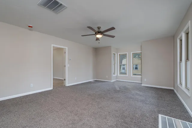 $299,900 | 212 North Murphy Street, Lake Crystal, MN 56055