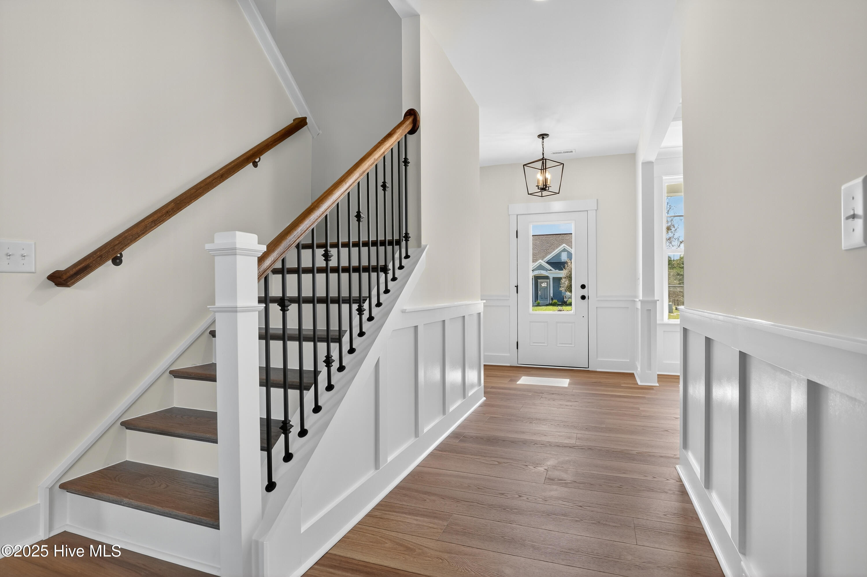 113 Lookout Point Hampstead, NC 28443 - Photo 11 of 26 **Similar Home, Finishes Will Vary**